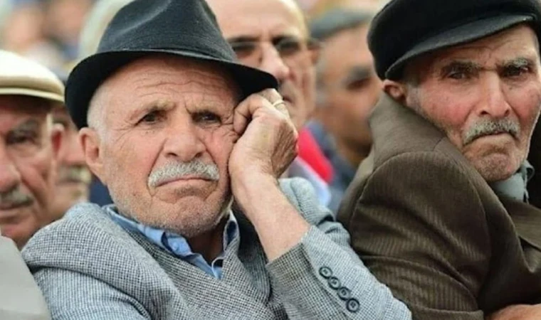 “Emekliye refah payı için temmuzu bekleyelim”