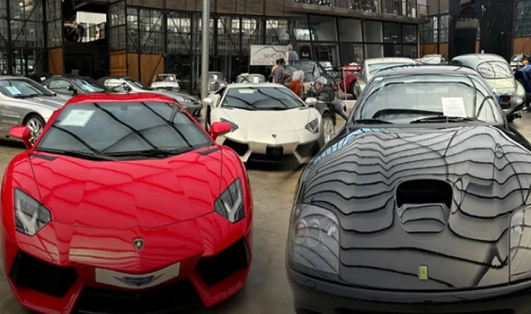 Türkiye’deki ikinci el lüks otomobiller dikkat çekti