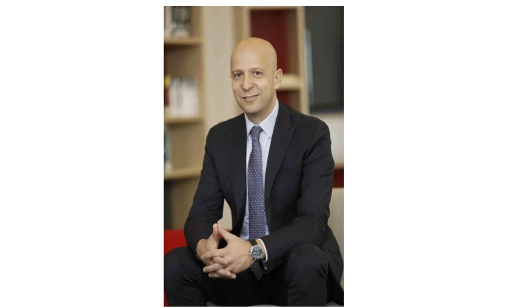 Akbank, çek teminatlı ticari krediyi mobile taşıdı