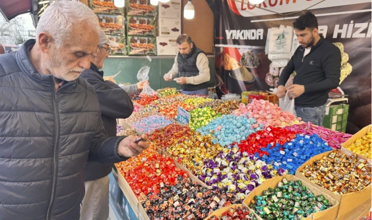Eminönü’nde bayram alışverişi başladı