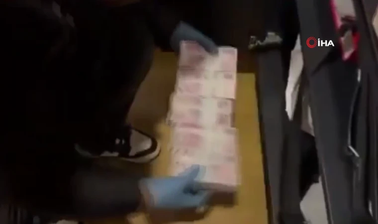 İBB’deki terör ve yolsuzluk soruşturmasında balya balya para bulundu