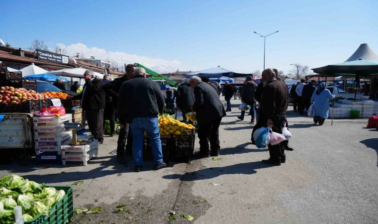 Ticaret satış hacmi yüzde 10,8 arttı