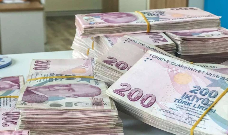 Bütçe 330,2 milyar TL açık verdi