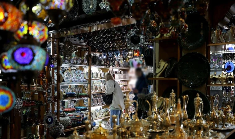 Turistlerden Türkiye'ye rekor "hediye"
