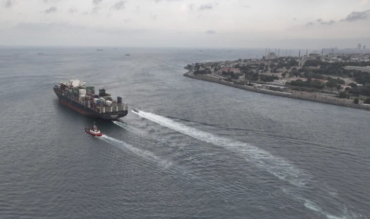 İstanbul Boğazı'ndan 9 bin 195 gemi geçti