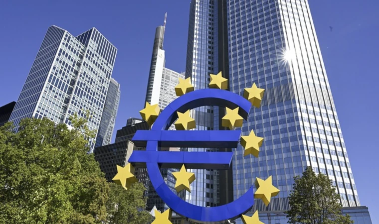 ECB: enflasyon beklentileri geriledi