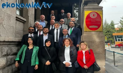 100 yaşında bir Cumhuriyet’in temsilcileriyiz.