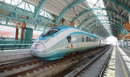 Karamollaoğlu “Bu hizmet değil” demişti, yolcu rekoru kırdı