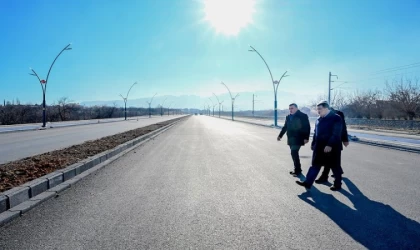Malatya Büyükşehir’den yol yatırımlarına yakın takip