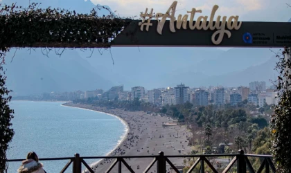 Antalya’da turizmde yeni rekor