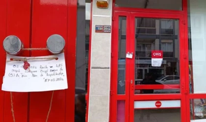 Bursa’da 2 zincir market mühürlendi