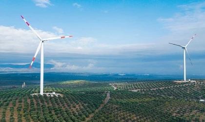 Yenilenebilir enerjinin geleceğimizdeki önemine dikkat çekiyor