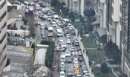 İstanbul’da taşıt yoğunluğu dikkat çekiyor