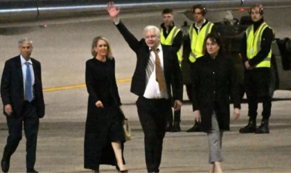 WikiLeaks'in kurucusu Assange, ülkesine döndü