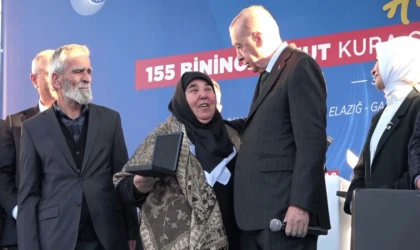 Kahramanmaraş’ta evine kavuşan depremzedeler devlete dua etti