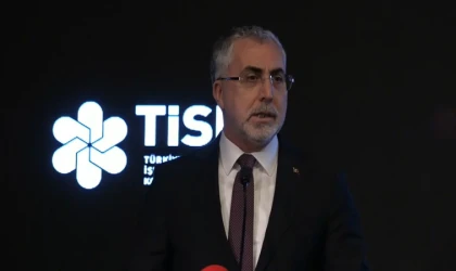 “Asgari Ücret Tespit Komisyonumuzun iradesine gölge düşürmemeli”