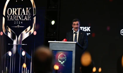 "Tek haneli rakamlara ulaşıncaya kadar enflasyonla mücadelemizi sürdüreceğiz"