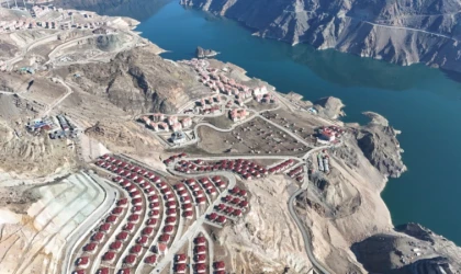 Tekkale Köyü’nün yeni yerleşim alanı: Göl manzaralı modern evler