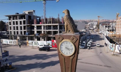 Adıyaman saat kulesi 2 yıldır 04.17’yi gösteriyor