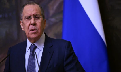  Lavrov: "ABD-Rus heyetleri yarın İstanbul'da görüşecek"