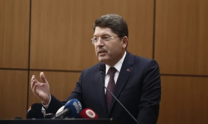 Bakan Tunç’tan Özel’e: "Rapor karşısında susuyorsanız o zaman ikiyüzlüsünüz"