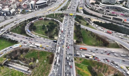 Bayram trafik yoğunluğu yüzde 83’e ulaştı