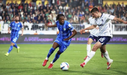 Fenerbahçe’den derbi öncesi gollü galibiyet