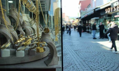 Sahte ve düşük ayarlı altın protestosu
