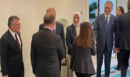 AK Parti heyeti, DEM Parti heyeti ile bir araya geldi