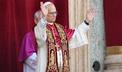 Yeni Papa ABD’li Kardinal Robert Francis Prevost oldu