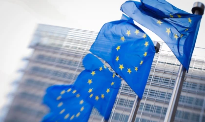 AB Komisyonu, Türk vatandaşlarına Schengen vizelerini kolaylaştırıyor