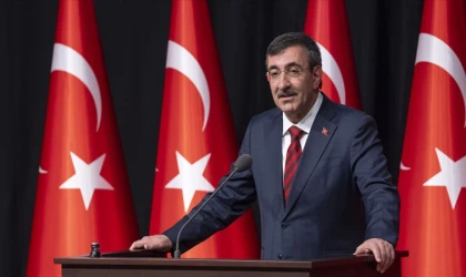 Vatandaşımızın refahını kalıcı olarak yükseltmeyi hedefliyoruz