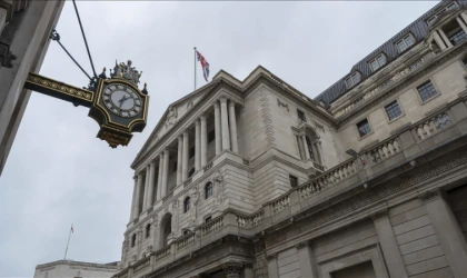 İngiltere Merkez Bankası politika faizinde değişikliğe gitmedi