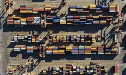 Serbest bölgelerden 3 milyar 23 milyon dolarlık ihracat