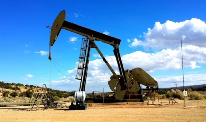 ABD'nin ticari ham petrol stokları azaldı