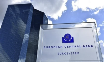 Avrupa Merkez Bankası ilk kez faiz artırdı
