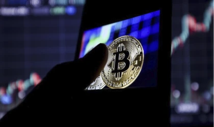 Bitcoin 2 ayın en düşük seviyesine geriledi