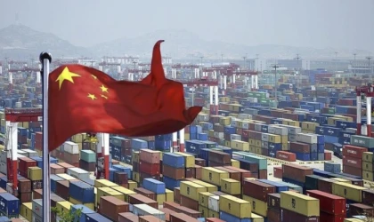 Çin'in dış ticaret fazlası yüksek seviyesinde